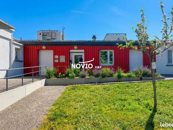 Santé 30 m² Poitiers