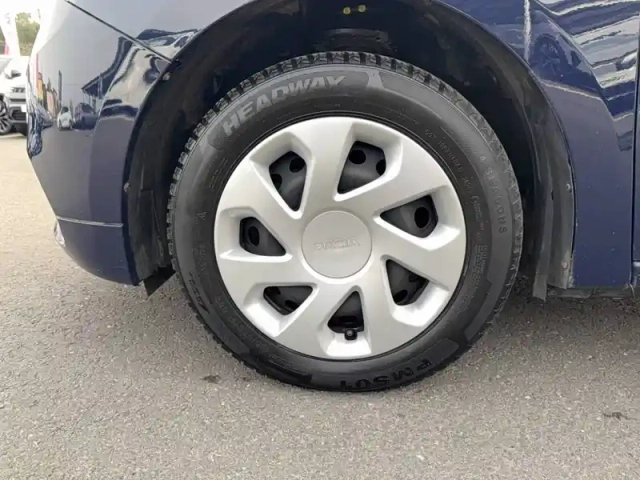 Dacia Sandero eco-g 100 — photo 93