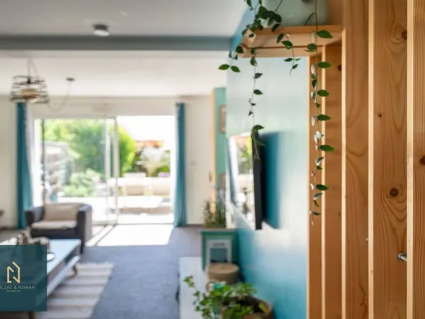 Maison 7 pièces 145 m²