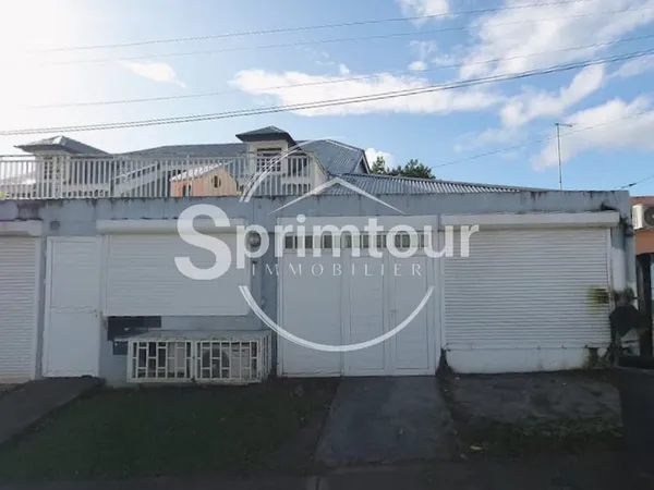LOCAL COMMERCIAL (75m2) - BELCOURT 97122 BAIE-MAHAULT