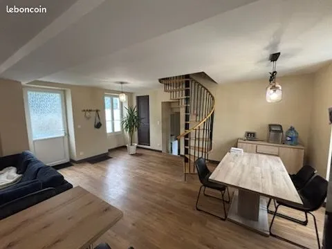 Maison rénovée 87 m² - 2 chambres - Terrain 600 m² - DPE C - 100 000