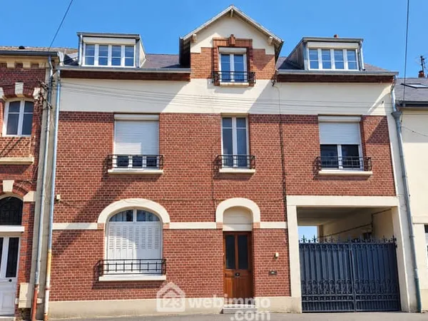 Immeuble - 245m² - Laon