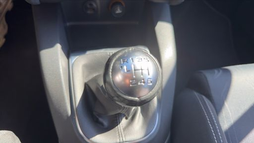 Citroen C4 1.2 Pure Tech 130 - Dynamic – 2015 – 55821 km – Essence – Boîte Manuelle — photo 17
