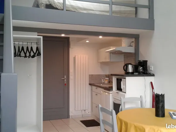 Location studio meublé