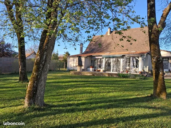 Maison avec cachet 5 pièces