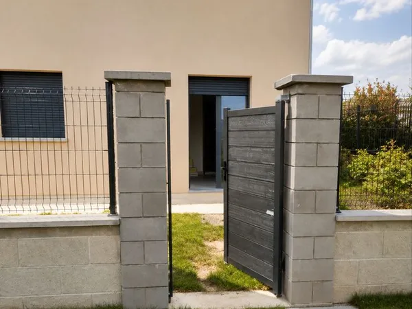 Pour salariés chambre meublée neuve à COMPIEGNE 500