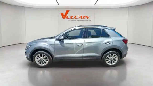 Volkswagen T-Roc 1.5 tsi evo 150 start/stop dsg7 — photo 3