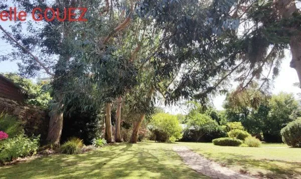 Maison 13 pièces 200 m²
