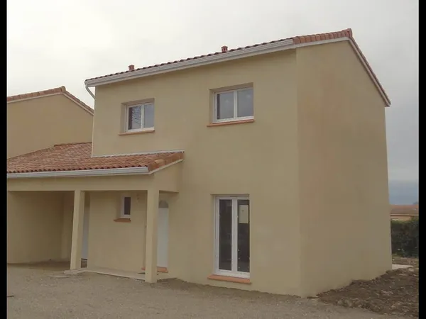 Jolie maison T4 avec garage et jardin