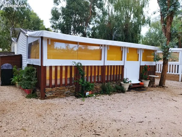 Mobil home 6-8place