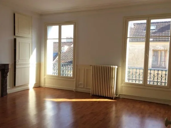 Immeuble 280 m²