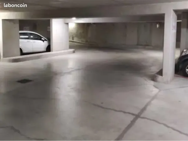 Place de parking Paris 15 - BD du Montparnasse