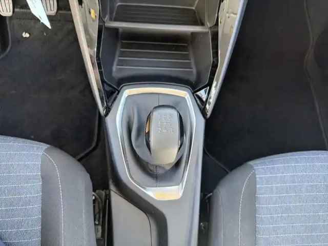 Peugeot 208 puretech 75 s&amp;s bvm5 like — photo 24