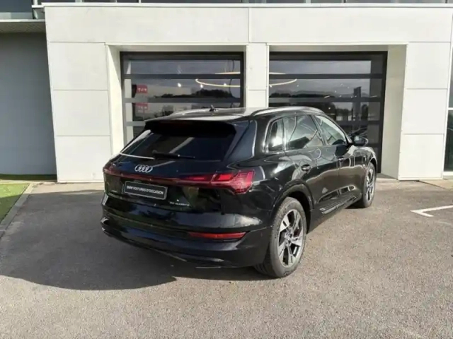 Audi E-Tron 50 313ch avus e-quattro — photo 21