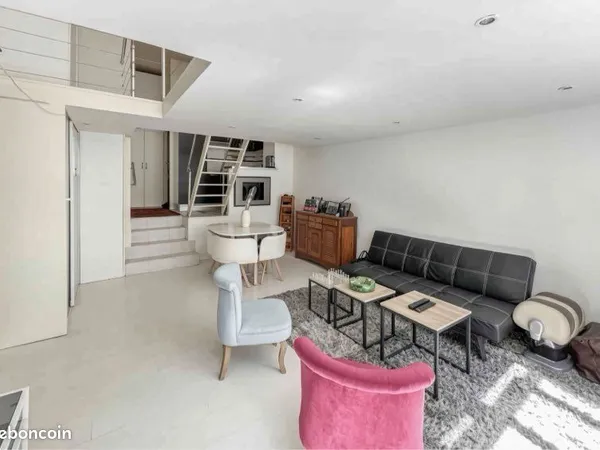 Loft sur cours sécurisée