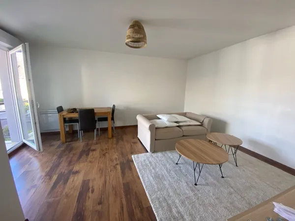 Appartement à louer avec parking - Saint Donatien