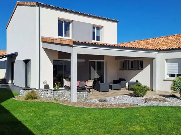 Maison 6 pièces 136 m²