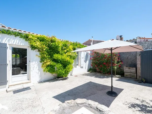 Maison de bourg de 3 pièces principales