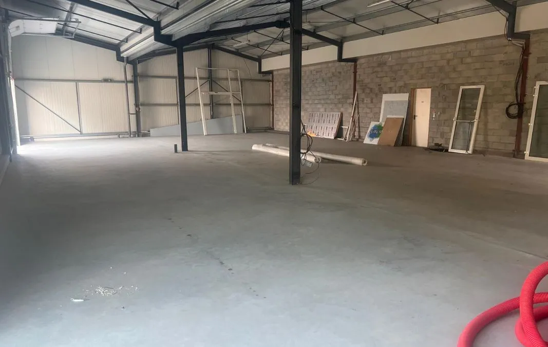 Photo 1