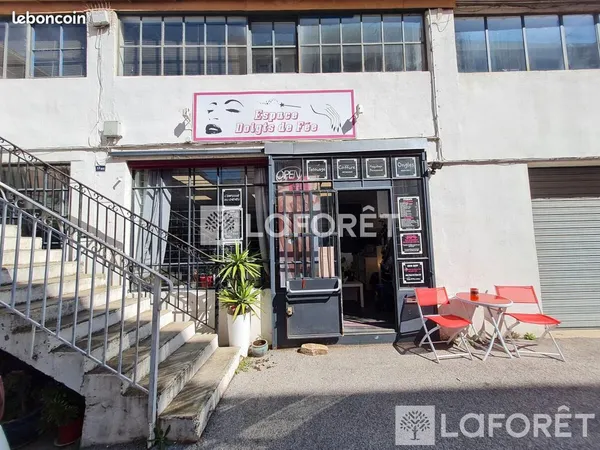 Local commercial 110 m² HYERES