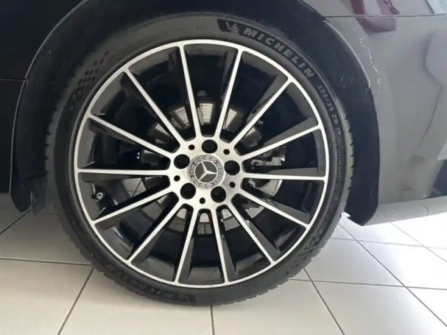 Mercedes Classe C c 300 2.0 245 — photo 17