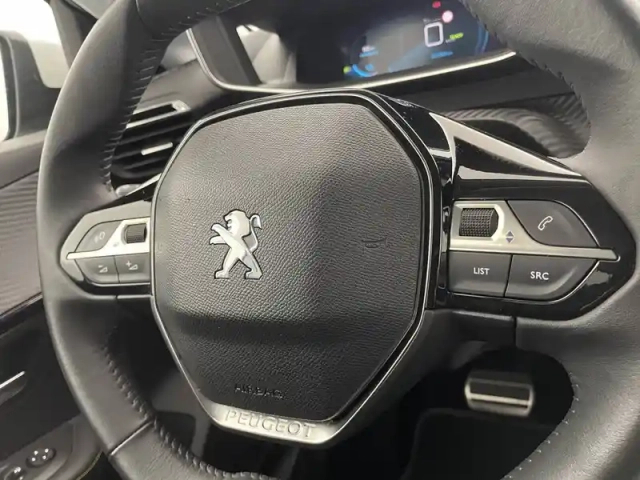 Peugeot 208 electrique 50 kwh 136ch — photo 7