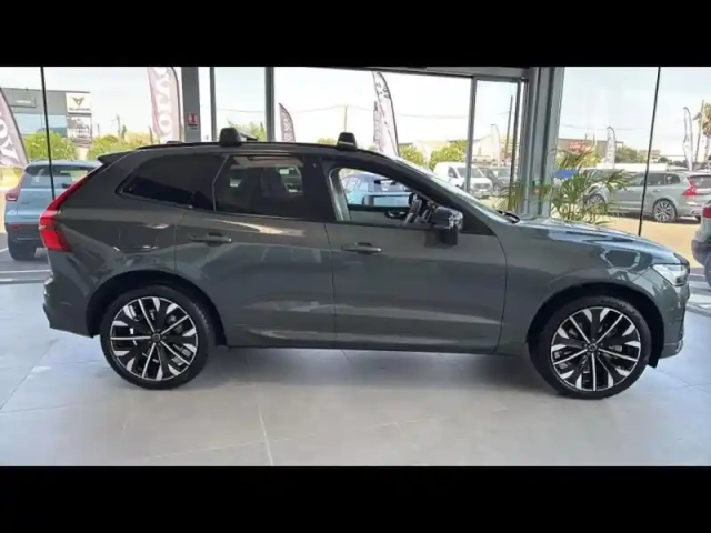 Volvo Xc60 t6 hybride rechargeable 335ch ultra style dark geartronic 8 awd — photo 11