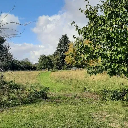 THIEULLOY L'ABBAYE 80640 BAISSE DE PRIX --VILLAGE CONVIVIAL-TERRAIN A BATIR-1892m2-RUE CALME-SANS TR