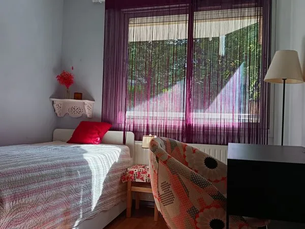 Loue 1 chambre (stagiaire/etudiant) chez l'habitant