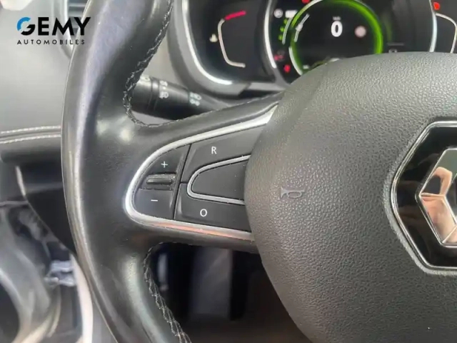 Renault Scenic dci 110 energy edc — photo 16