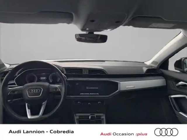 Audi Q3 35 tdi 150ch design s tronic 7 — photo 9