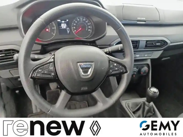 Dacia Sandero sce 65 — photo 28