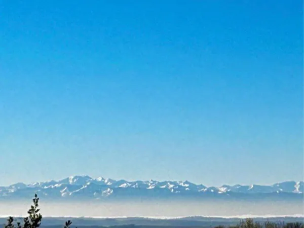 Vends superbe terrain viabilisé eau et edf 1743 m2 avec vue à Mourvilles hautes