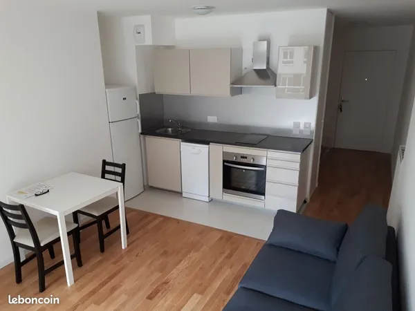 2 pièces 41m2 meublé proche métro L7