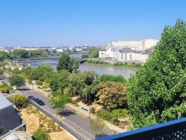 Appartement 4 pièces 82 m²