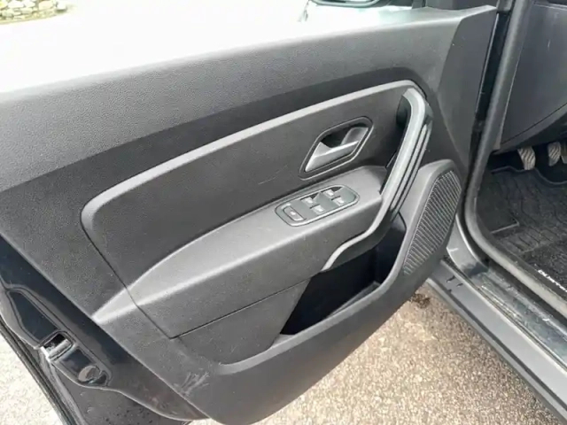 Dacia Duster blue dci 115 4x2 — photo 11