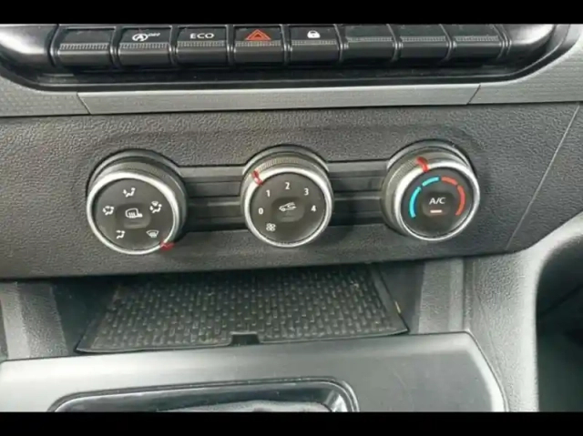 Renault Kangoo van 1.3 tce 130ch extra - 22 5cv — photo 11