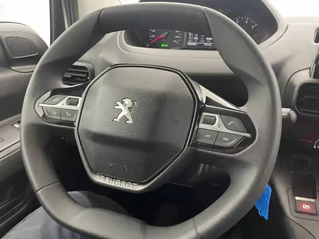 Peugeot Partner fourgon long 950 kg puretech 110 s&amp;s bvm6 — photo 23