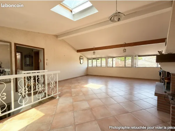 Appartement atypique T3 122m²
