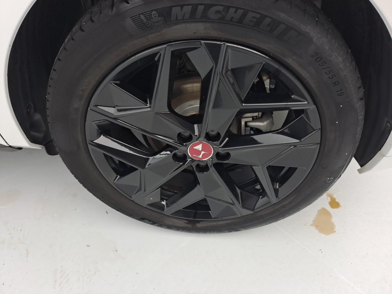 Ds Ds 4 hybride e-tense 225 eat8 performance line+ — photo 24