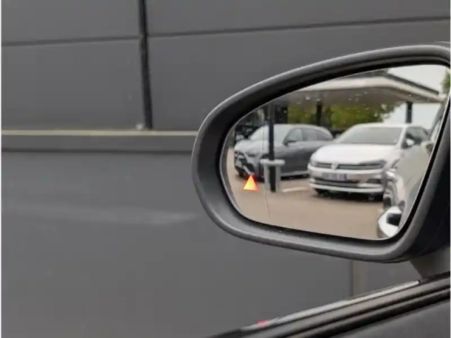 Mercedes Cla 200 d — photo 20