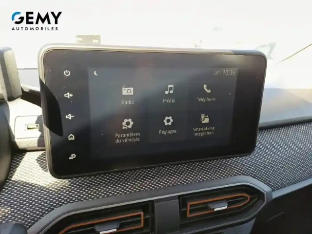 Dacia Sandero eco-g 100 — photo 15