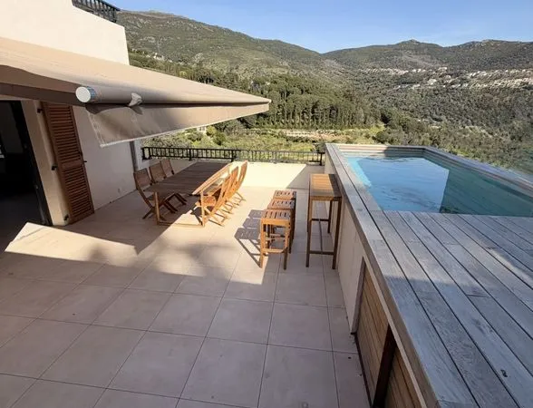 Villa 4 pièces 135 m²