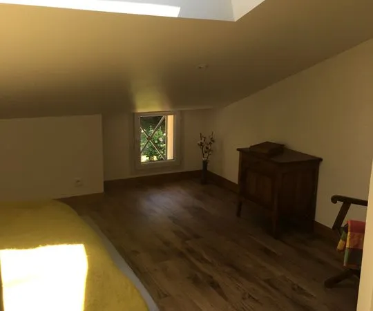 Chambre de 12m2 à louer sur L'Houmeau
