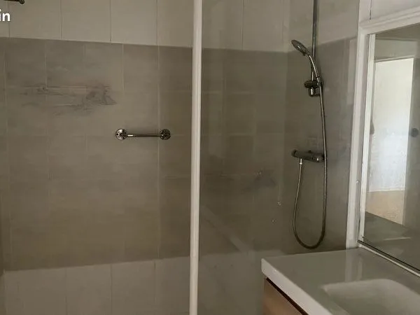 Loue bel appartement