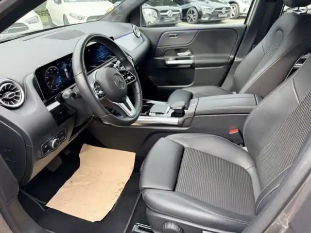 Mercedes Classe B 200 d progressive line edition — photo 11