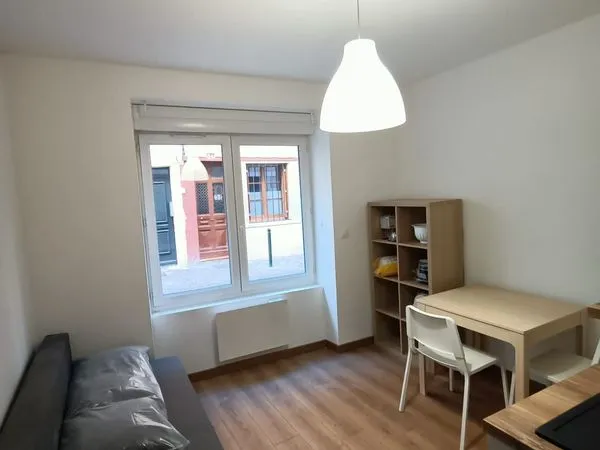 Studio 1 pièce 43 m²