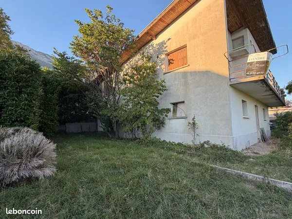 Maison à fort potentiel - opportunité rare à 299 000