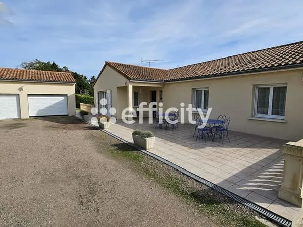 Maison Vente Naintré 8p 202m² 279000€