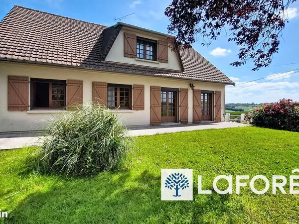 Maison 6 pièces 140 m²